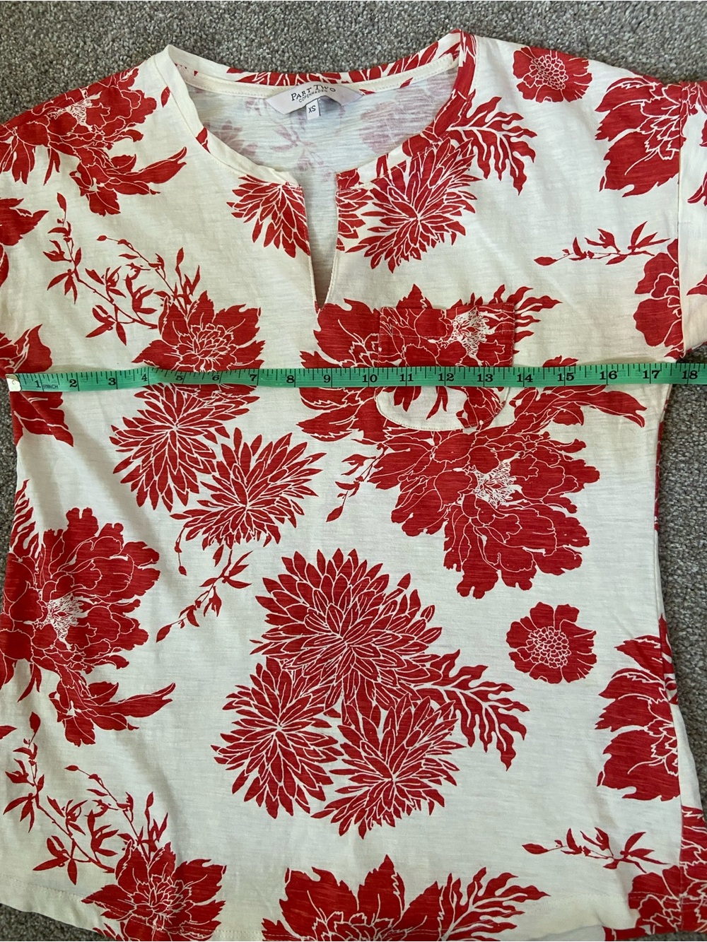 Part Two Short-Sleeve Split-Neck Floral Print Tee - Picture 11 of 16